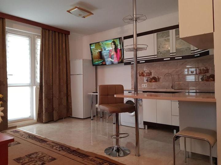 Hotel Confort Drochia Экстерьер фото