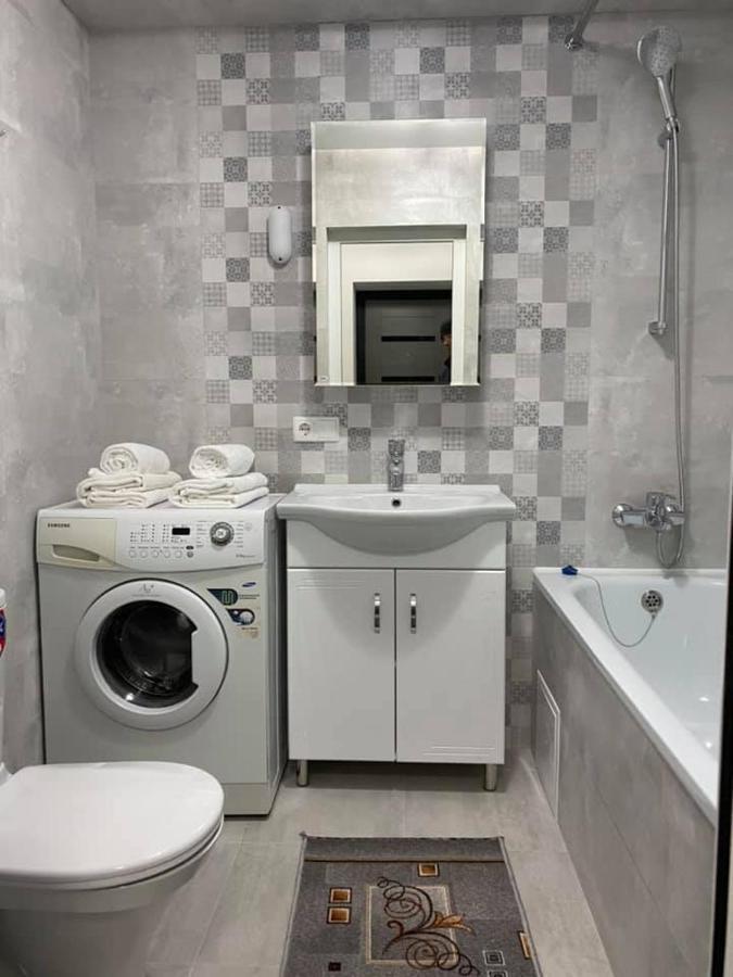 Hotel Confort Drochia Экстерьер фото