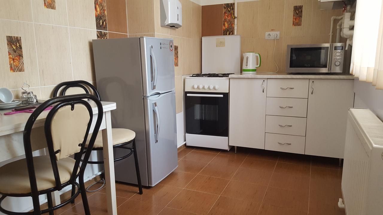 Hotel Confort Drochia Экстерьер фото